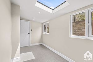 Photo 15- click for photo gallery